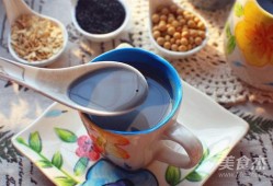 燕麦黑芝麻豆浆,燕麦黑芝麻豆浆，健康美味两不误